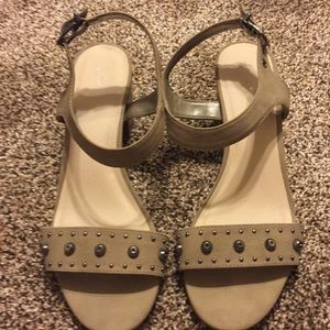 Vera Wang Sandal